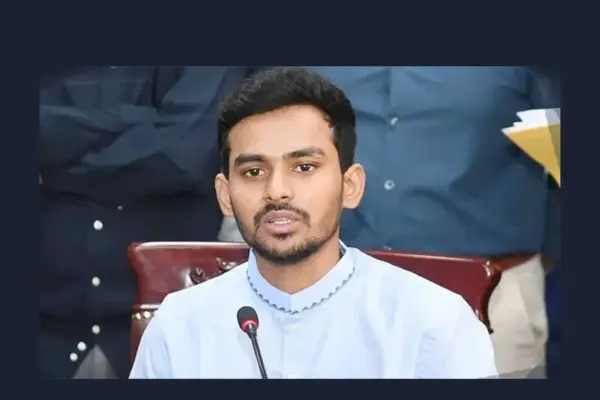 উপদেষ্টা আসিফ মাহমুদ