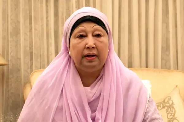 খালেদা জিয়াকে লন্ডনে নিয়ে যাওয়ার প্রক্রিয়া আপাতত অনিশ্চিত হয়ে পড়েছে।