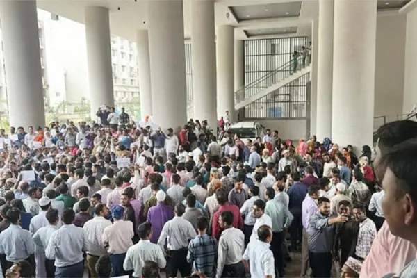 Public Gather on Sochibaloy Office