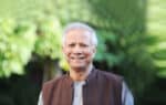 বিশেষ দল, গোষ্ঠী বা বিদেশি শক্তির প্রতি অকুণ্ঠ আনুগত্য দেখাতে গিয়ে তিনি দেশের স্বার্থ এবং জনগণের স্বার্থকে উপেক্ষা করছেন, নিজেকে বিতর্কিত করছেন।