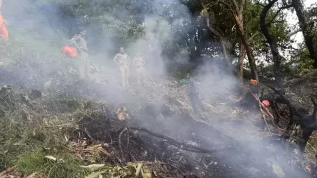 বিমান বিধ্বস্তের ঘটনার এক সপ্তাহ না হতেই ভারতে এবার হেলিকপ্টার বিধ্বস্ত হয়েছে।