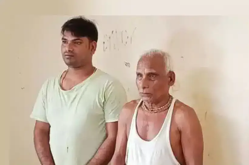 ধর্ম অবমাননার অভিযোগ তুলে স্থানীয় একদল ব্যক্তি হেনস্থার পর পুলিশ ওই দুজনকে আটক করেছে।