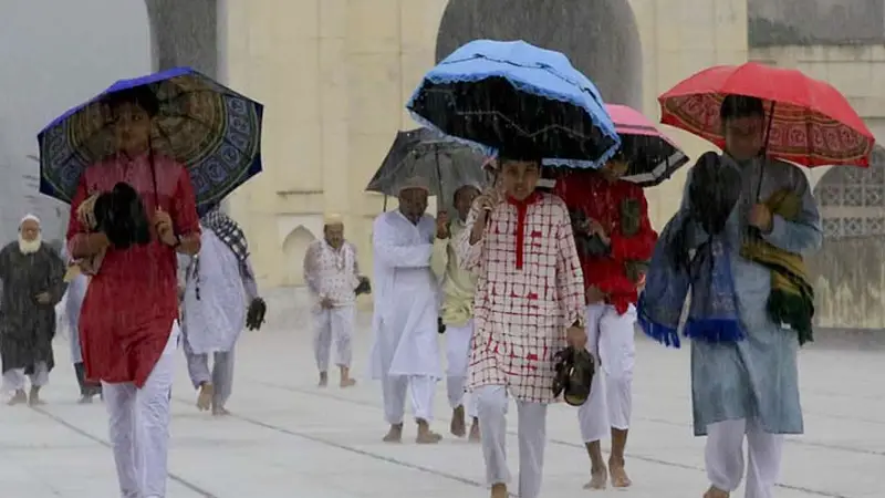 ঈদের দিন দেশের অনেক এলাকায় বৃষ্টির সম্ভাবনা রয়েছে।