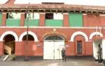 প্যারোলে মুক্তি না দেওয়ায় কারাগারের গেটে দাঁড়িয়ে দূর থেকেই শেষবারের মতো মৃত মায়ের মুখ দেখলেন রাজশাহীর সাবেক সংসদ সদস্য আসাদুজ্জামান আসাদ।
