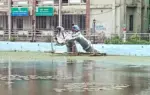 ময়মনসিংহের ত্রিশালে জাতীয় কবি কাজী নজরুল ইসলাম বিশ্ববিদ্যালয়ে স্থাপিত ‘অঞ্জলি লহ মোর’ ভাস্কর্যটি প্রশাসনের নির্দেশে ভেঙে ফেলা হয়েছে।