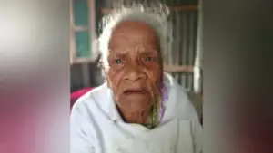 কিশোরগঞ্জের নিকলী উপজেলার নারী মুক্তিযোদ্ধা সখিনা বেগম (৯৩) মারা গেছেন।