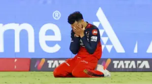 এই ঐতিহাসিক জয়ের কেন্দ্রবিন্দুতে ছিলেন একজনই- বিরাট কোহলি।