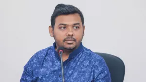দলের যুগ্ম আহ্বায়ক সারোয়ার তুষারকে তার বিরুদ্ধে ওঠা নৈতিক স্খলনের অভিযোগের বিষয়ে কারণ দর্শানোর নোটিশ দিয়েছে জাতীয় নাগরিক পার্টি (এনসিপি)।