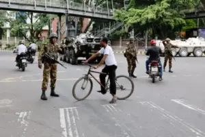সেনাবাহিনীর কর্মকর্তাদের বিচারিক ক্ষমতা আরও ৬০ দিন বাড়িয়েছে অন্তর্বর্তী সরকার।