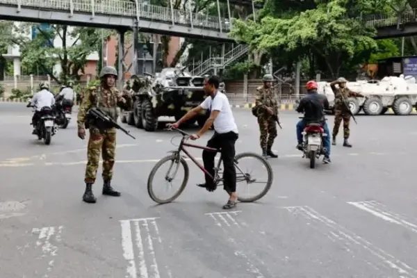 সেনাবাহিনীর কর্মকর্তাদের বিচারিক ক্ষমতা আরও ৬০ দিন বাড়িয়েছে অন্তর্বর্তী সরকার।
