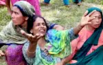 ঘরে ঢুকে চাচা ও ভাতিজাকে ছুরিকাঘাত করেছে দুর্বৃত্তরা।