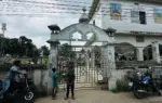 তিনজনের লাশ ময়নাতদন্তের জন্য কবর থেকে তোলা হয়েছে।