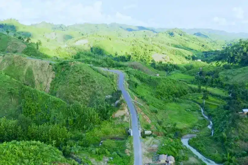 পাহাড়ে আঞ্চলিক দুই সংগঠনের মধ্যে গোলাগুলির ঘটনা ঘটেছে।