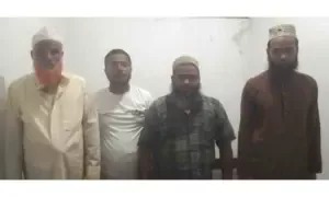 জামায়াত নেতাসহ চারজনকে গ্রেপ্তার করেছে পুলিশ।