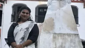 ছাত্রদল নেত্রীর লাশ নিজ বাসা থেকে উদ্ধার করা হয়েছে।