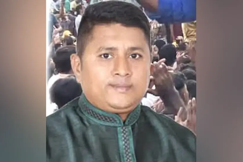 ভিআইপি রুম ভাড়া না পেয়ে বারে ভাঙচুর ও দুই নারীকে মারধরের অভিযোগ উঠেছে যুবদল নেতা মনির হোসেনের বিরুদ্ধে।