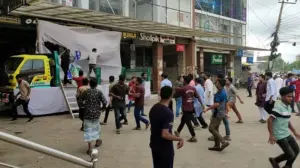 বিএনপির নেতাকর্মীদের হামলার শিকার হয়েছেন এনসিপির নেতাকর্মীরা।