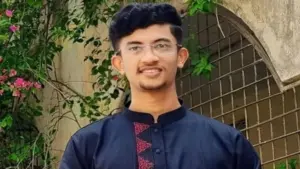 বৈষম্যবিরোধী নেতার বাসায় মিলল সোয়া ২ কোটি টাকার চেক।