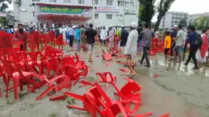 গোপালগঞ্জে জাতীয় নাগরিক পার্টির (এনসিপি) সমাবেশের মঞ্চে হামলার ঘটনা ঘটেছে।