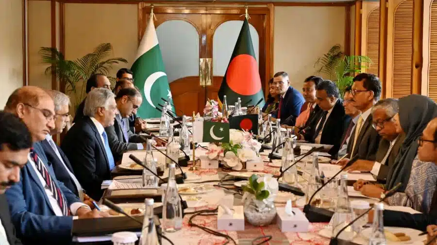 ১৯৭১ সালে সংঘটিত গণহত্যার জন্য পাকিস্তানকে ক্ষমা চাওয়ার আহ্বান জানিয়েছে বাংলাদেশ।