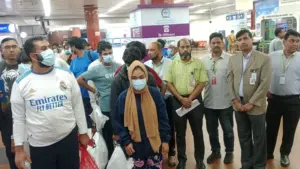 যুক্তরাষ্ট্র থেকে আরও ৩৯ বাংলাদেশিকে ফেরত পাঠানো হয়েছে।