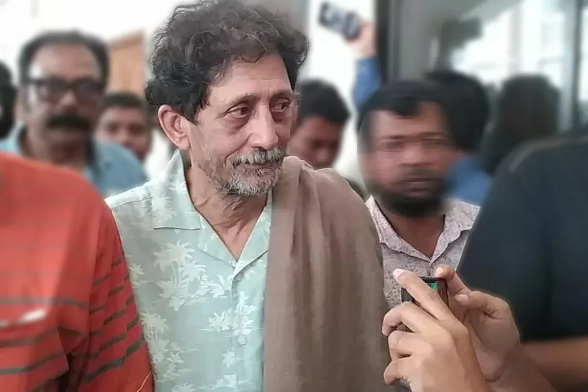 ড. আবুল বারকাতকে অবিলম্বে জামিনে মুক্তি দেওয়ার দাবি জানিয়েছেন দেশের বিশিষ্ট ১২২ নাগরিক।