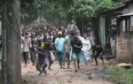 চট্টগ্রাম বিশ্ববিদ্যালয়ে শিক্ষার্থী ও স্থানীয় বাসিন্দাদের মধ্যে ব্যাপক সংঘর্ষের ঘটনা ঘটেছে।