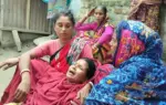 দুই ব্যক্তিকে 'ভ্যান চোর সন্দেহে' পিটিয়ে হত্যার ঘটনা ঘটেছে।