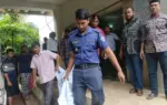 থানা হাজতের গ্রিলে ঝুলন্ত অবস্থায় দুর্জয় চৌধুরী নামে এক হাজতির মরদেহ পাওয়া গেছে।