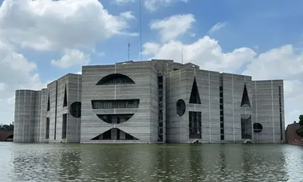 জাতীয় সংসদ নির্বাচনের রোডম্যাপের খসড়া অনুমোদন দিয়েছে নির্বাচন কমিশন (ইসি)।