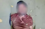 এক যুবককে গাছের সঙ্গে বেঁধে পিটিয়ে হত্যা করা হয়েছে।