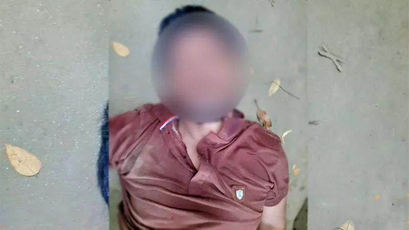 এক যুবককে গাছের সঙ্গে বেঁধে পিটিয়ে হত্যা করা হয়েছে।