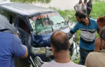 মাইক্রোবাস নিয়ন্ত্রণ হারিয়ে খালে পড়ে একই পরিবারের সাতজন নিহত হয়েছেন।