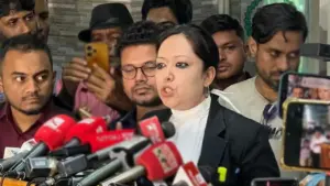বিএনপির দুই গ্রুপের মধ্যে হাতাহাতি ও ব্যাপক হট্টগোল হয়েছে।