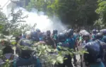 প্রকৌশল শিক্ষার্থীদের সঙ্গে পুলিশের ধাওয়া-পাল্টা ধাওয়ার ঘটনা ঘটেছে।