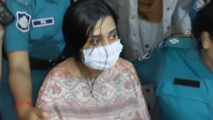 মেজর সাদিকের স্ত্রী সুমাইয়া জাফরিনকে রিমান্ড দিয়েছেন আদালত।