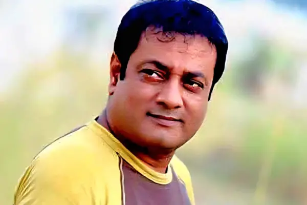 নিজের একটি ভিডিও বার্তা প্রকাশ করেছেন অভিনেতা স্বাধীন খসরু।