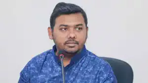 সারোয়ার তুষারকে সংগঠনের সব কর্মকাণ্ডে পুনর্বহাল করেছে জাতীয় নাগরিক পার্টির (এনসিপি)।