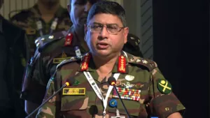 সেনাপ্রধান জেনারেল ওয়াকার-উজ-জামান বলেছেন, ‘এখন নির্বাচনের দিকে যাচ্ছে দেশ।