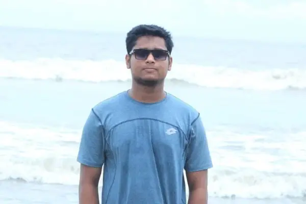 নোটিশের লিখিত জবাব দিয়েছেন দক্ষিণাঞ্চলের মূখ্য সংগঠক হাসনাত আবদুল্লাহ।