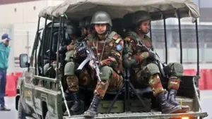 সেনাবাহিনীর কমিশনপ্রাপ্ত কর্মকর্তাদের নির্বাহী ম্যাজিস্ট্রেসি ক্ষমতার মেয়াদ আরও দুই মাস বাড়িয়েছে অন্তর্বর্তী সরকার।