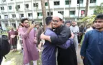 ঢাকা বিশ্ববিদ্যালয় কেন্দ্রীয় ছাত্র সংসদ (ডাকসু) নির্বাচনে, ছাত্রশিবির সমর্থিত প্যানেলের ভিপি প্রার্থী আবু সাদিক কায়েম সূর্য সেন হলে তার নির্বাচনী প্রচারণা চালাচ্ছেন।