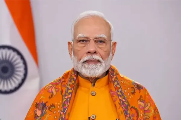 নেপালে অস্থিরতায় উদ্বিগ্ন ভারত? মাত্র তিন বছরের ব্যবধানে তিন প্রতিবেশী দেশের সরকার পতন দেখলেন নরেন্দ্র মোদি।