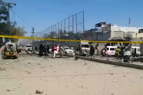 হতাহতের সংখ্যা আরও বাড়তে পারে।