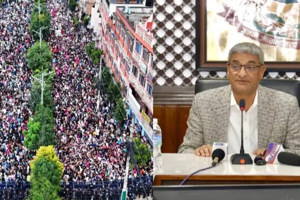 নেপালে সংঘর্ষে নিহত ১৯, স্বরাষ্ট্রমন্ত্রীর পদত্যাগ নেপালে জেন-জিদের বিক্ষোভের মুখে পদত্যাগ করেছেন স্বরাষ্ট্রমন্ত্রী রমেশ লেখক।