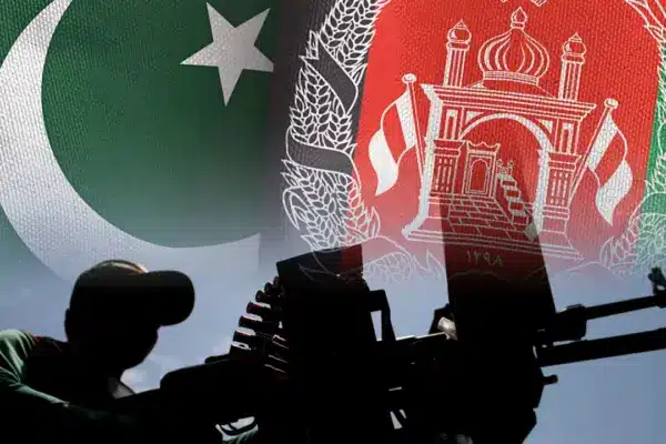 আফগানিস্তান সীমান্তের কাছে সংঘর্ষে পাঁচ পাকিস্তানি সেনা ও ২৫ জন সশস্ত্র যোদ্ধা নিহত হয়েছে।