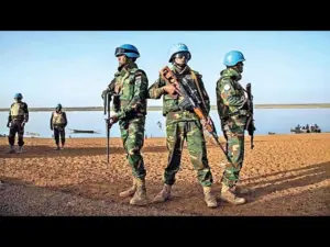 বাংলাদেশি শান্তিরক্ষীদের সংখ্যা কমানোর উদ্যোগ নিয়েছে জাতিসংঘ সদরদপ্তর।