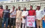 ভৈরবকে জেলা ঘোষণার দাবিতে এবার নৌপথ অবরোধ করেছেন আন্দোলনকারীরা।