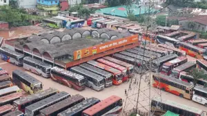 আজও বন্ধ ঢাকা-ময়মনসিংহ মহাসড়কে বাস চলাচল।