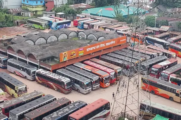 আজও বন্ধ ঢাকা-ময়মনসিংহ মহাসড়কে বাস চলাচল।